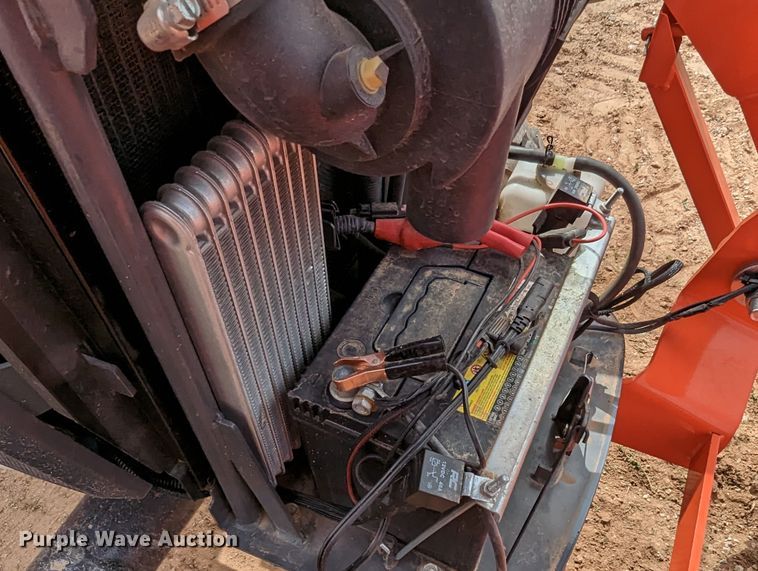 image for item LF9771 2019 Kubota L3301D  tractor