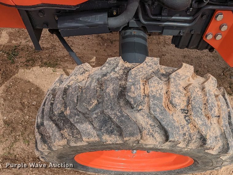 image for item LF9771 2019 Kubota L3301D  tractor