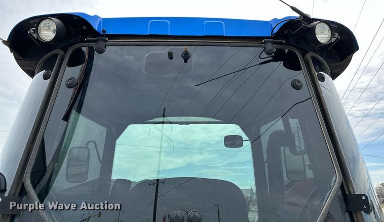 image for item LR9552 2019 New Holland Powerstar 110  MFWD tractor