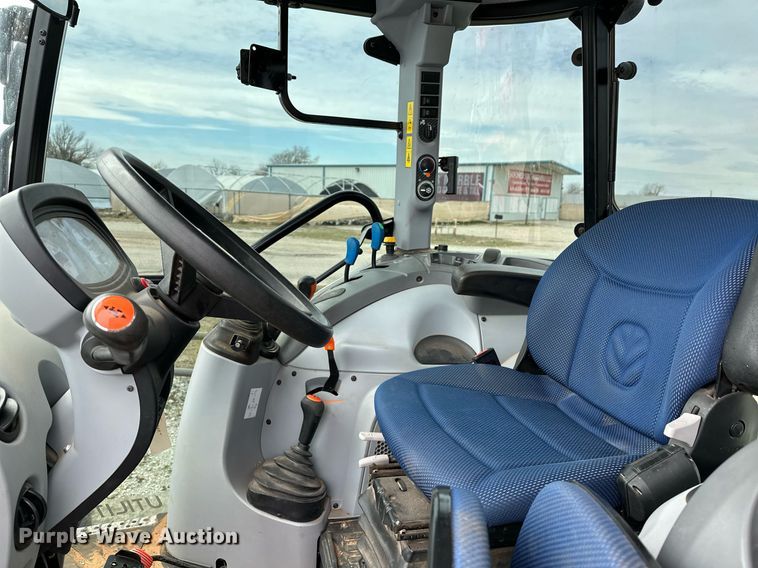 image for item LR9552 2019 New Holland Powerstar 110  MFWD tractor