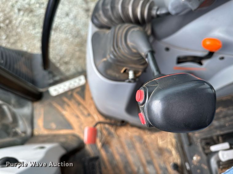 image for item LR9552 2019 New Holland Powerstar 110  MFWD tractor