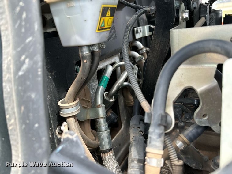 image for item LR9552 2019 New Holland Powerstar 110  MFWD tractor