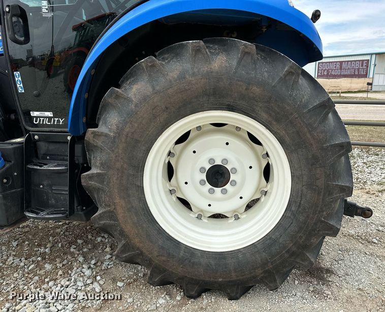image for item LR9552 2019 New Holland Powerstar 110  MFWD tractor