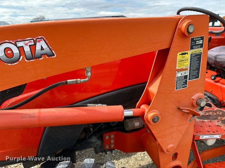 image for item LR9553 2017 Kubota MX5800D  MFWD tractor