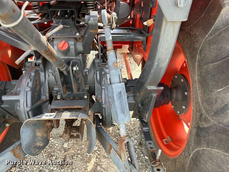 image for item LR9553 2017 Kubota MX5800D  MFWD tractor