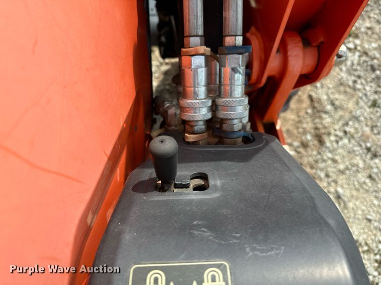 image for item LR9553 2017 Kubota MX5800D  MFWD tractor