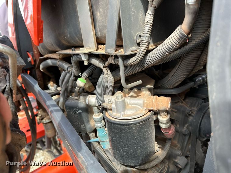 image for item LR9553 2017 Kubota MX5800D  MFWD tractor