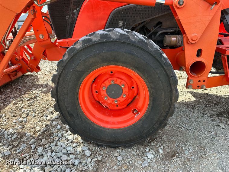image for item LR9553 2017 Kubota MX5800D  MFWD tractor