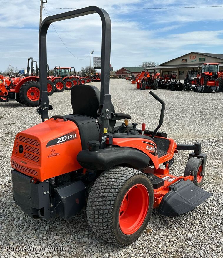 image for item LR9554 2019 Kubota ZD1211  ZTR lawn mower