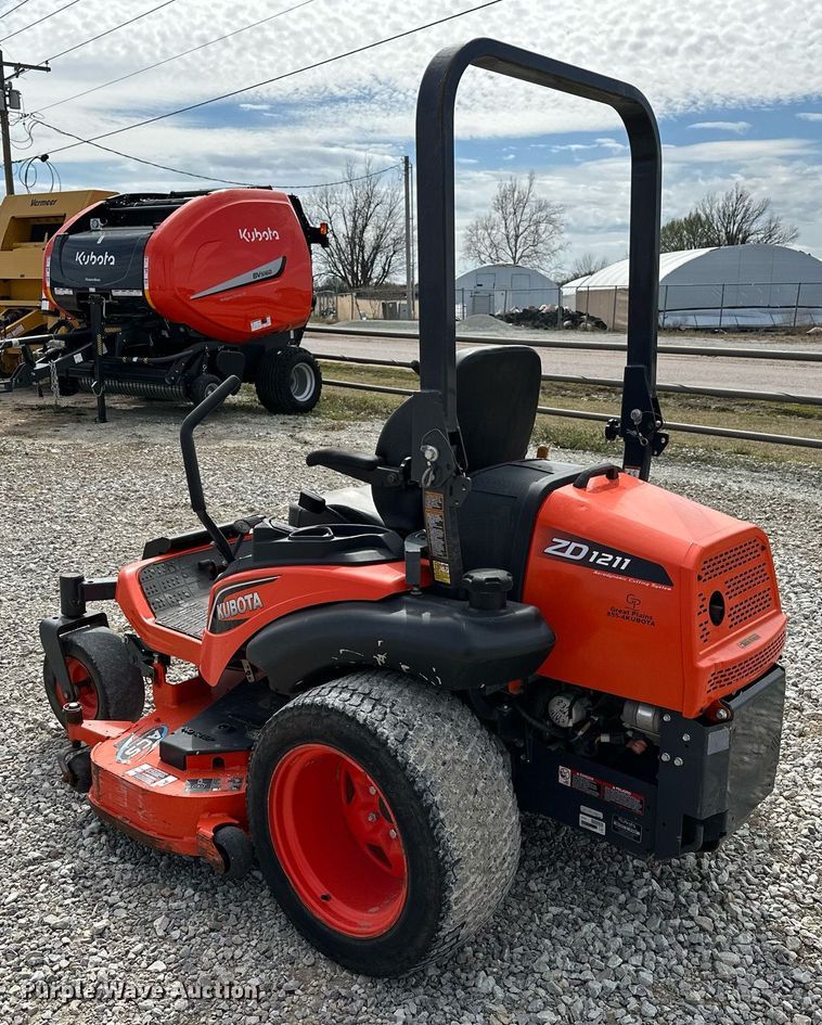 image for item LR9554 2019 Kubota ZD1211  ZTR lawn mower
