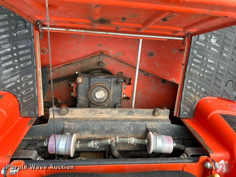 image for item LR9554 2019 Kubota ZD1211  ZTR lawn mower