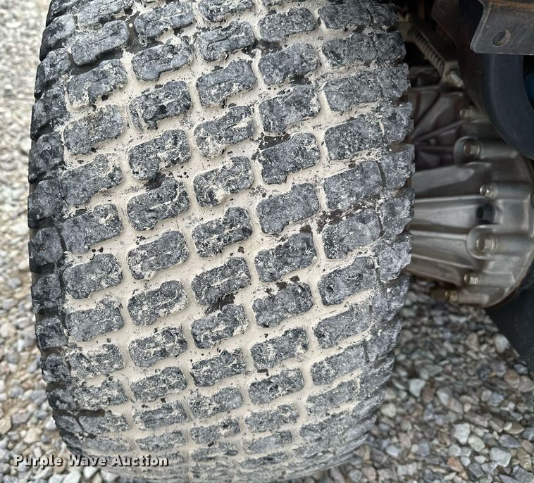 image for item LR9554 2019 Kubota ZD1211  ZTR lawn mower