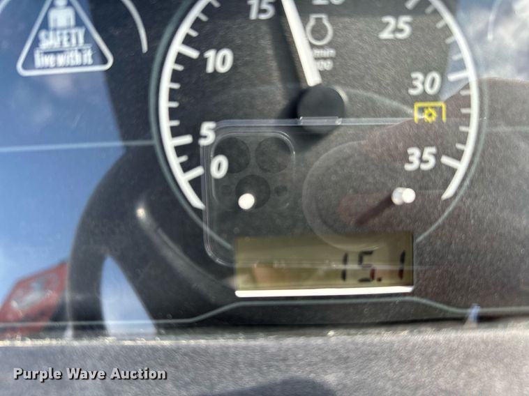 image for item LR9555 John Deere 1025R  MFWD tractor