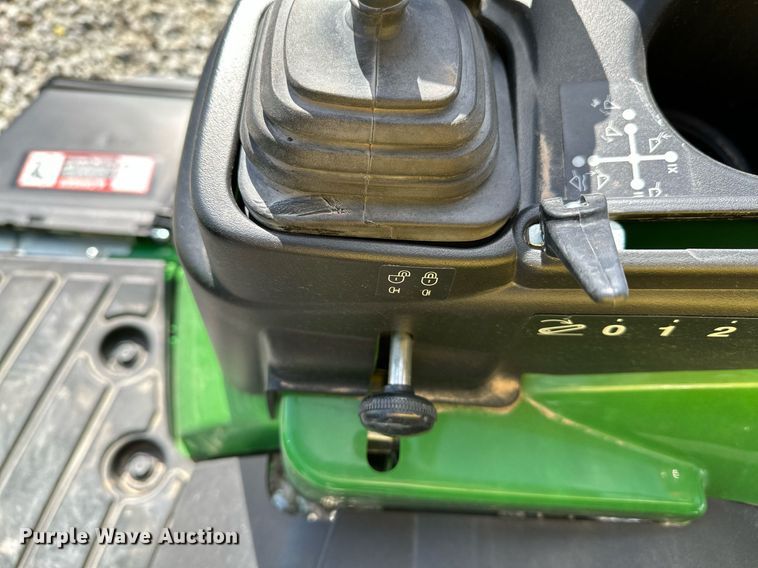 image for item LR9555 John Deere 1025R  MFWD tractor