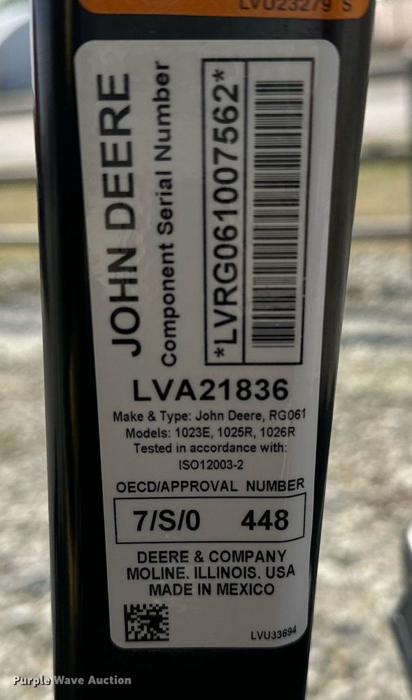 image for item LR9555 John Deere 1025R  MFWD tractor