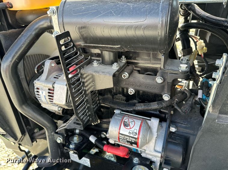 image for item LR9555 John Deere 1025R  MFWD tractor