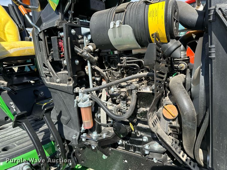 image for item LR9555 John Deere 1025R  MFWD tractor