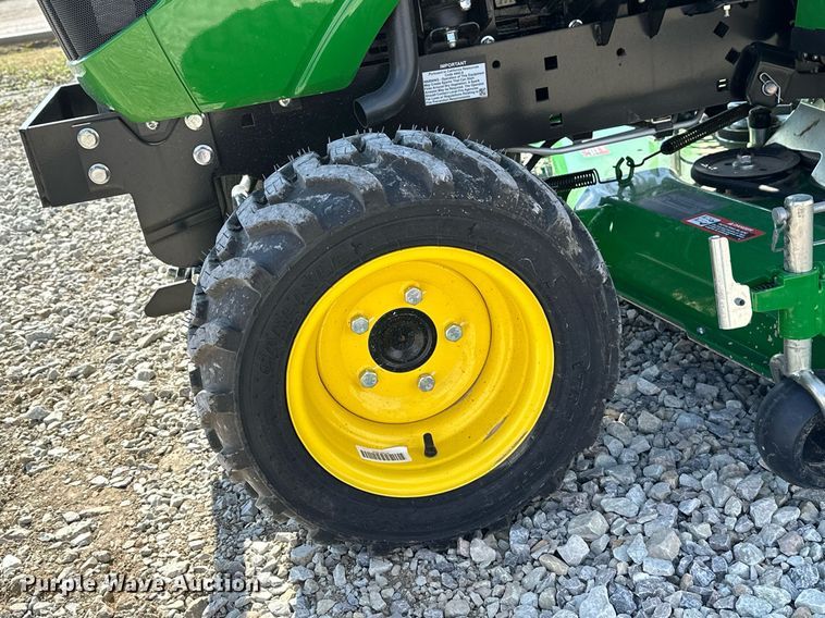 image for item LR9555 John Deere 1025R  MFWD tractor