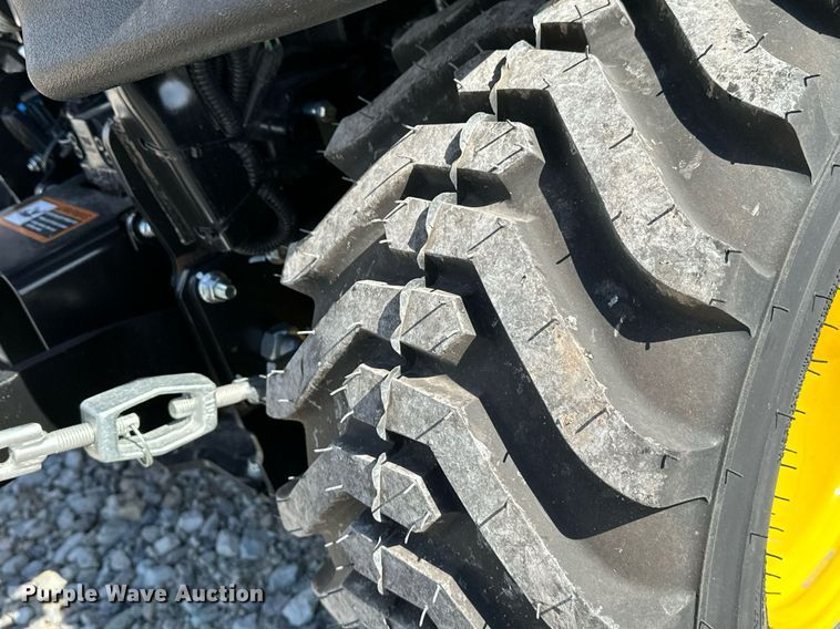 image for item LR9555 John Deere 1025R  MFWD tractor