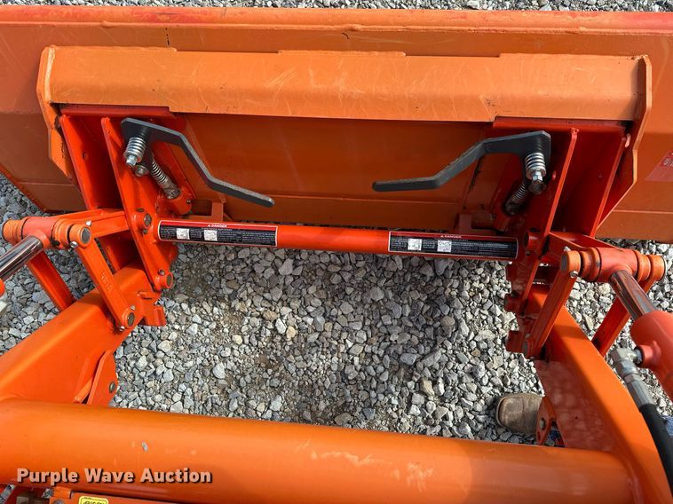 image for item LR9556 2016 Kubota MX5200  MFWD tractor