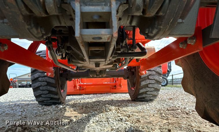 image for item LR9556 2016 Kubota MX5200  MFWD tractor