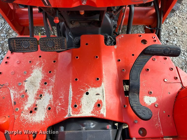 image for item LR9556 2016 Kubota MX5200  MFWD tractor