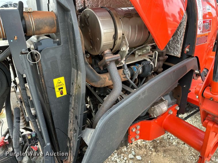 image for item LR9556 2016 Kubota MX5200  MFWD tractor