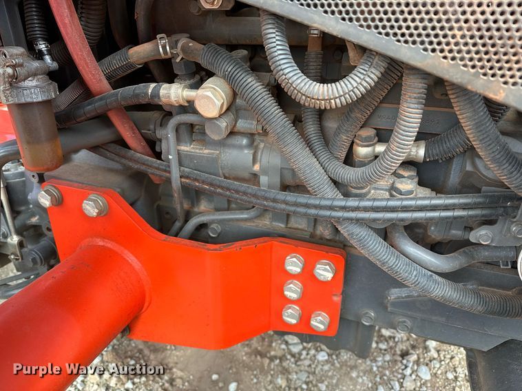 image for item LR9556 2016 Kubota MX5200  MFWD tractor