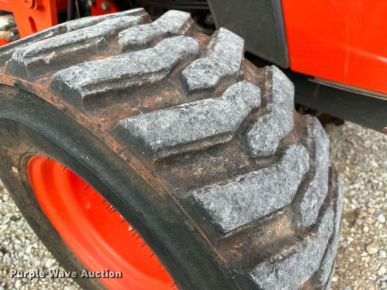 image for item LR9556 2016 Kubota MX5200  MFWD tractor