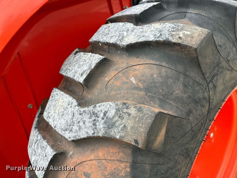 image for item LR9556 2016 Kubota MX5200  MFWD tractor