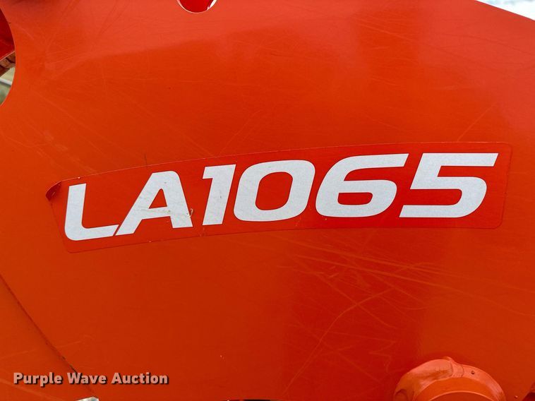 image for item LR9556 2016 Kubota MX5200  MFWD tractor