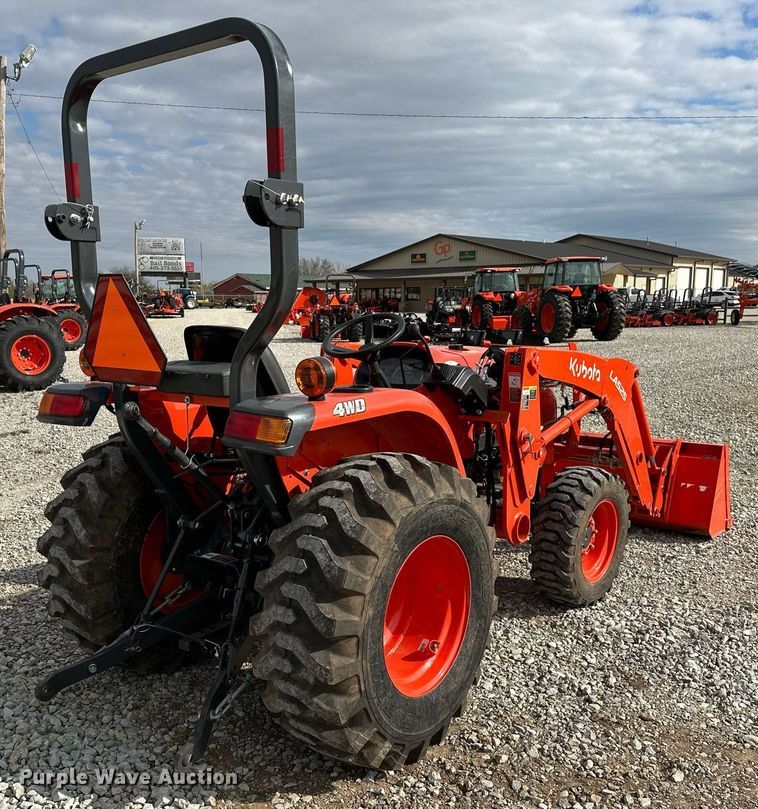 image for item LR9557 2020 Kubota L2501D  MFWD tractor