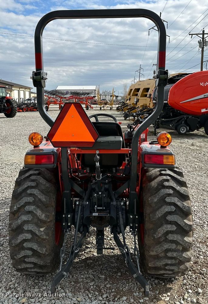 image for item LR9557 2020 Kubota L2501D  MFWD tractor