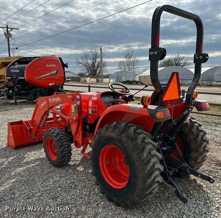 image for item LR9557 2020 Kubota L2501D  MFWD tractor