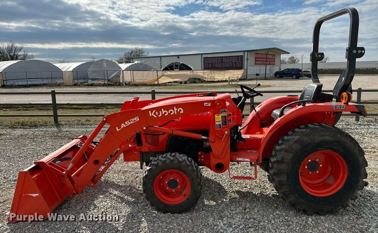 image for item LR9557 2020 Kubota L2501D  MFWD tractor