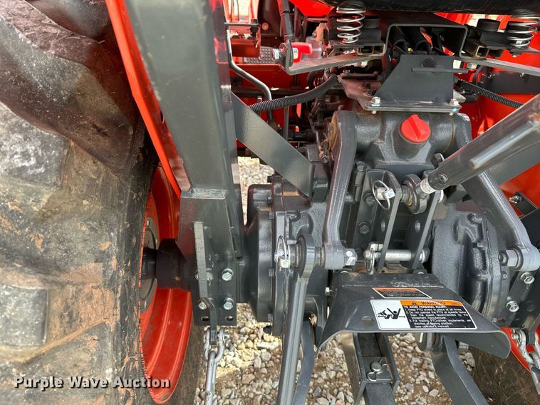 image for item LR9557 2020 Kubota L2501D  MFWD tractor