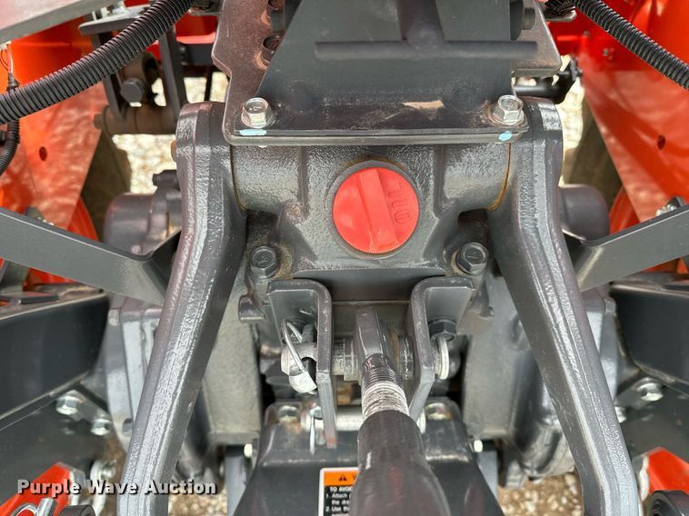 image for item LR9557 2020 Kubota L2501D  MFWD tractor