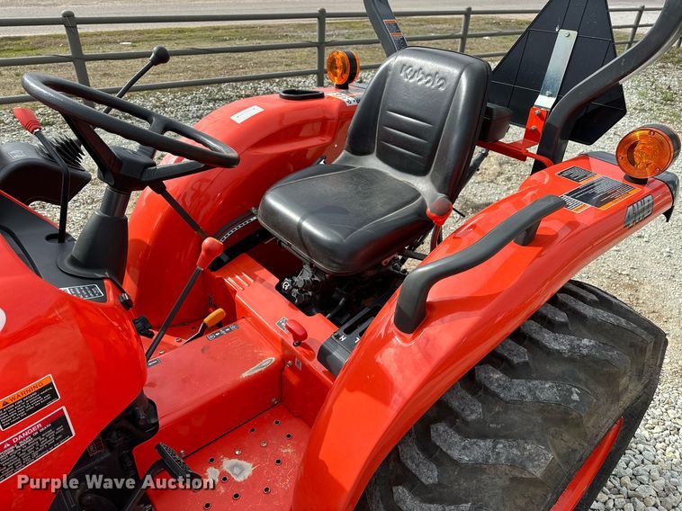 image for item LR9557 2020 Kubota L2501D  MFWD tractor