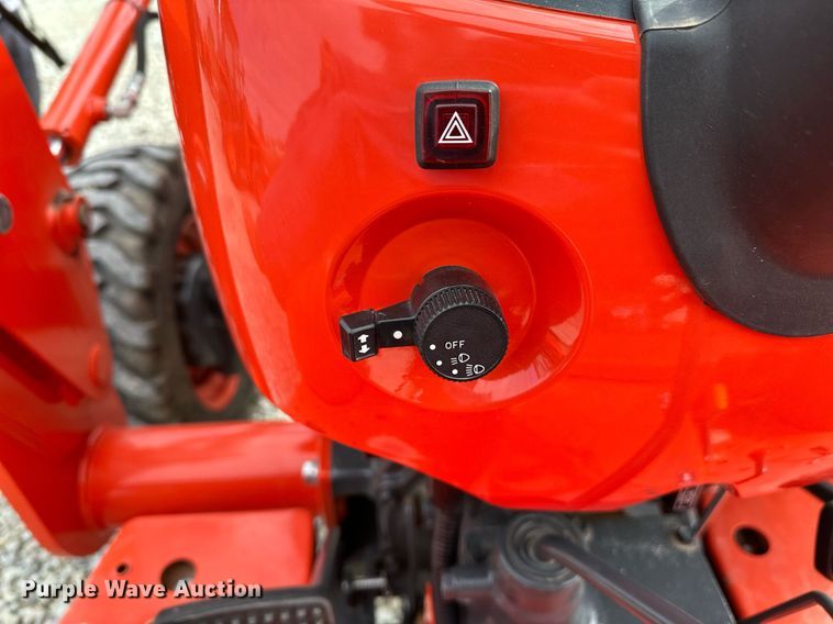 image for item LR9557 2020 Kubota L2501D  MFWD tractor