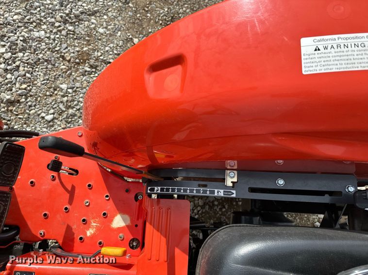 image for item LR9557 2020 Kubota L2501D  MFWD tractor