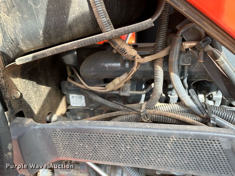 image for item LR9557 2020 Kubota L2501D  MFWD tractor