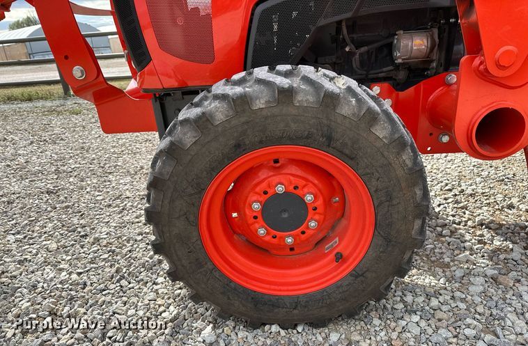 image for item LR9557 2020 Kubota L2501D  MFWD tractor