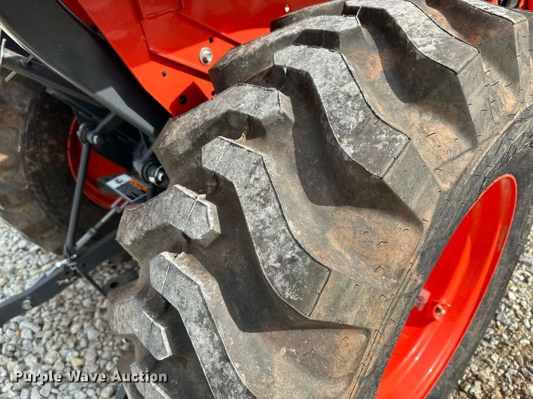 image for item LR9557 2020 Kubota L2501D  MFWD tractor