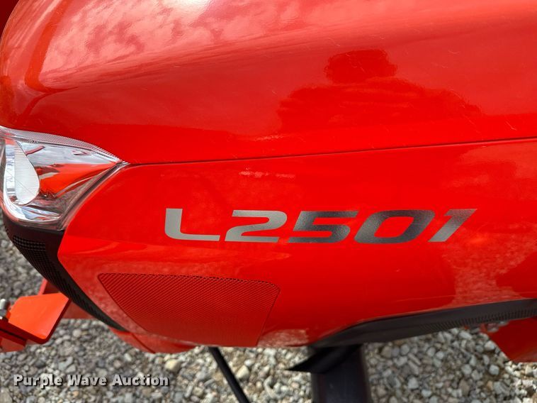 image for item LR9557 2020 Kubota L2501D  MFWD tractor