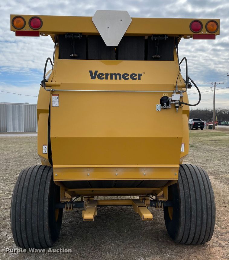 image for item MM9385 2019 Vermeer 604PR Silage Special round baler