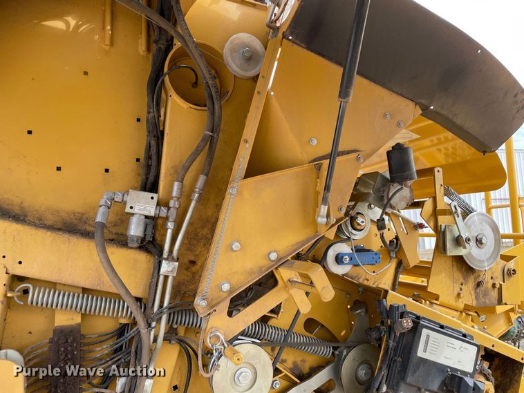 image for item MM9385 2019 Vermeer 604PR Silage Special round baler