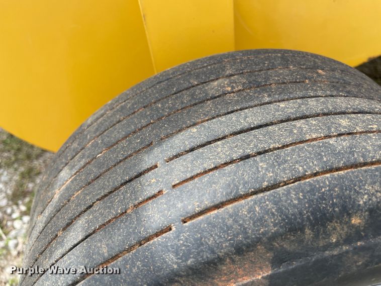 image for item MM9385 2019 Vermeer 604PR Silage Special round baler