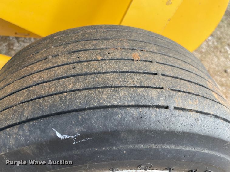 image for item MM9385 2019 Vermeer 604PR Silage Special round baler