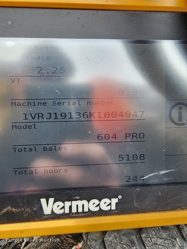 image for item MM9385 2019 Vermeer 604PR Silage Special round baler