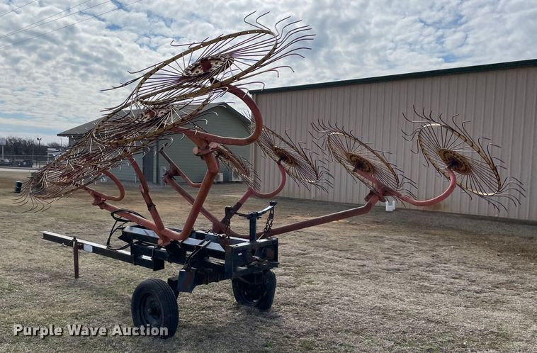 image for item MM9386 2000 Kelderman  hay rake